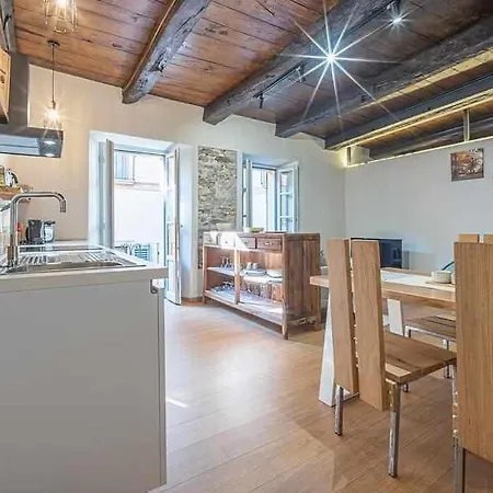 L' Arco Centro Storico Orta S.giulio Apartmán *